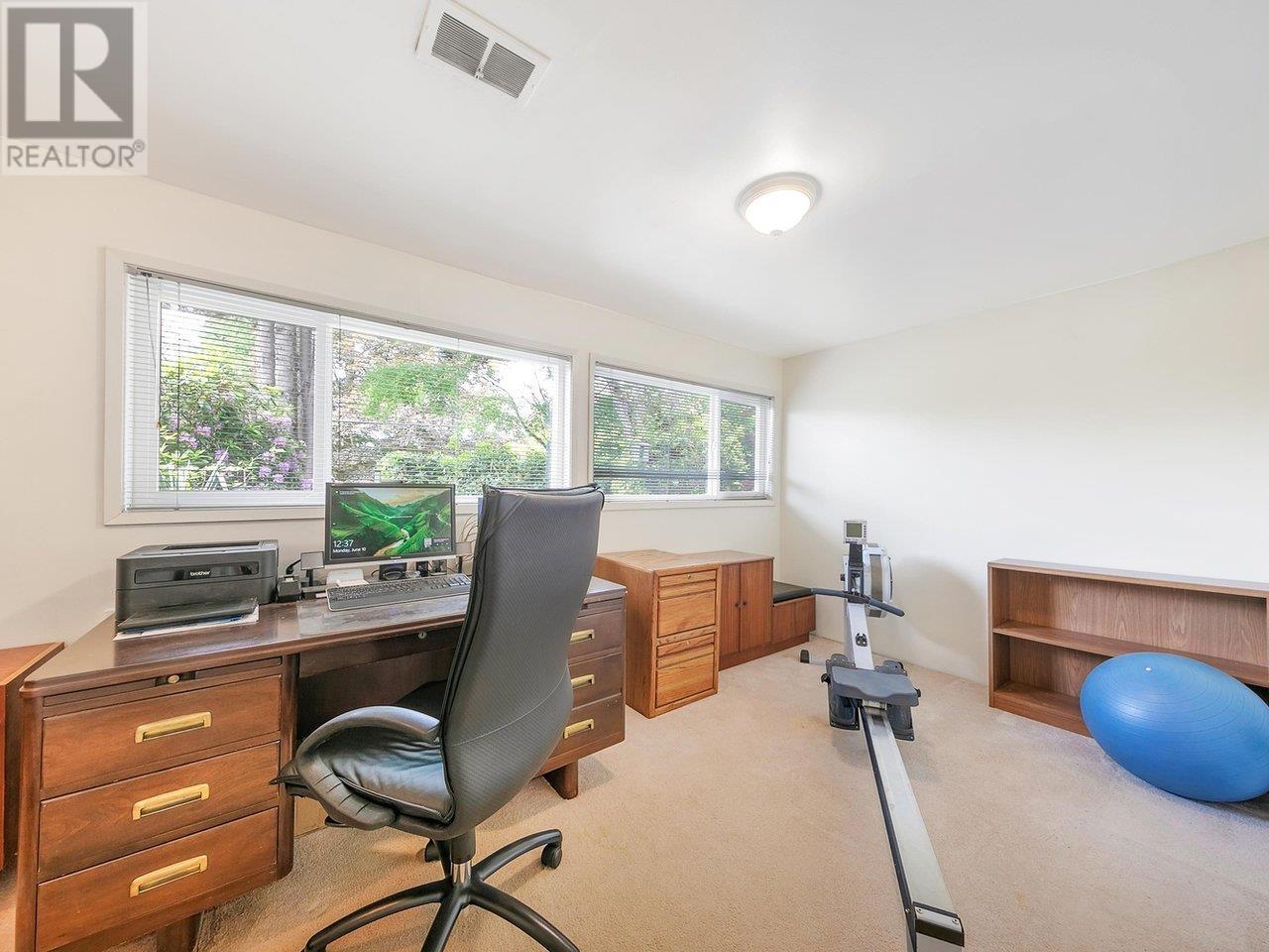 430 Genoa Crescent, North Vancouver, British Columbia  V7N 3B7 - Photo 23 - R2985012