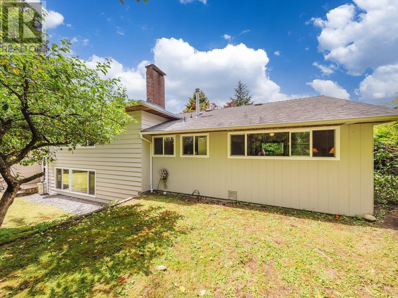 430 Genoa Crescent, North Vancouver, British Columbia  V7N 3B7 - Photo 25 - R2985012