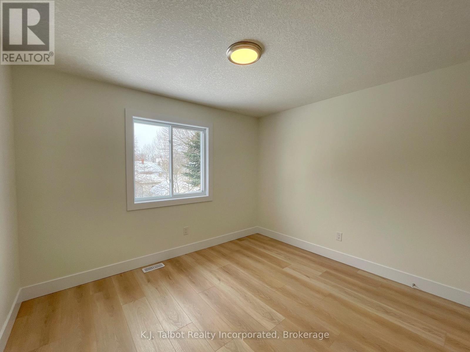 205 South Street, Goderich, Ontario  N7A 3M2 - Photo 11 - X11977285