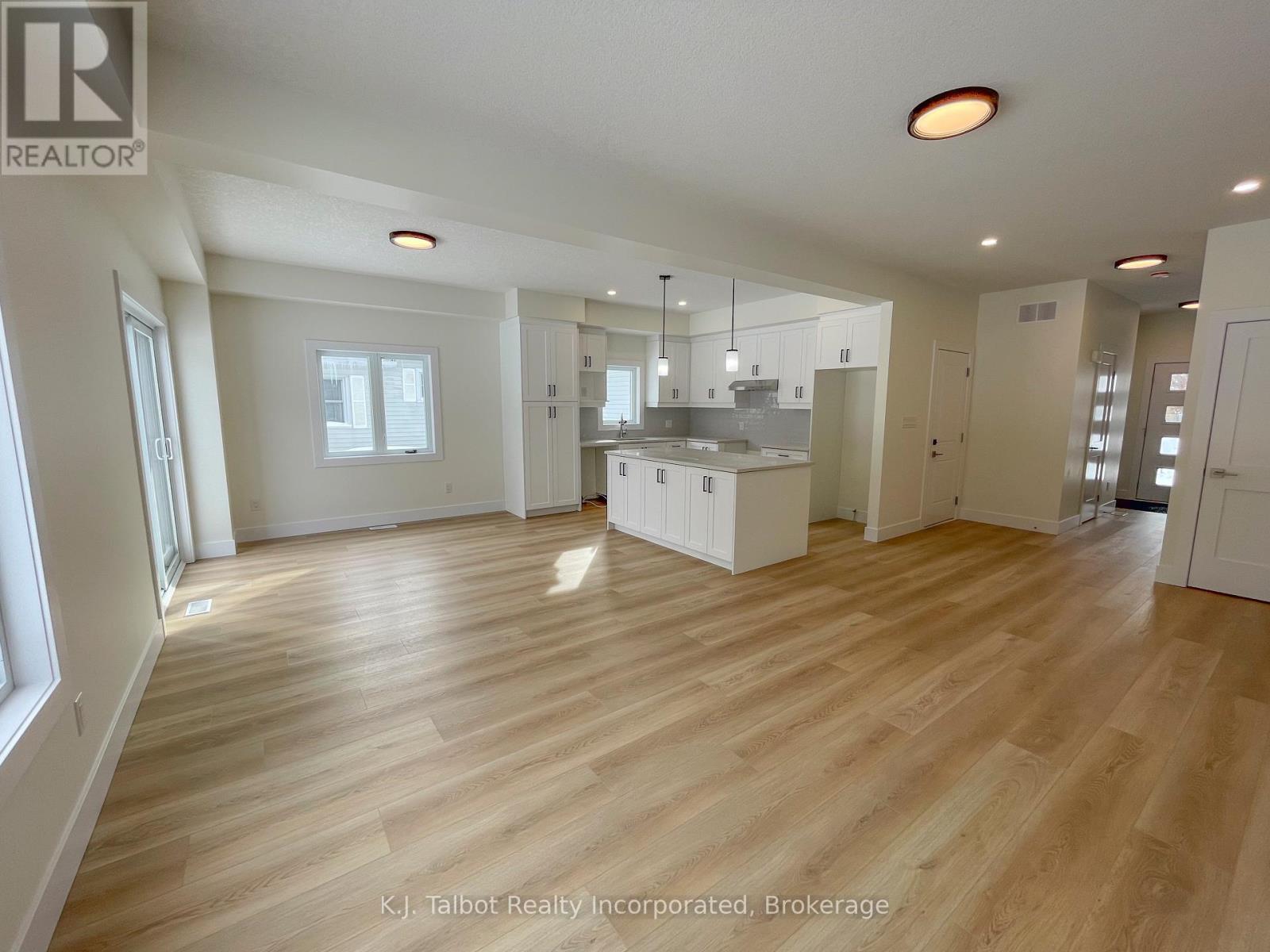 205 South Street, Goderich, Ontario  N7A 3M2 - Photo 7 - X11977285