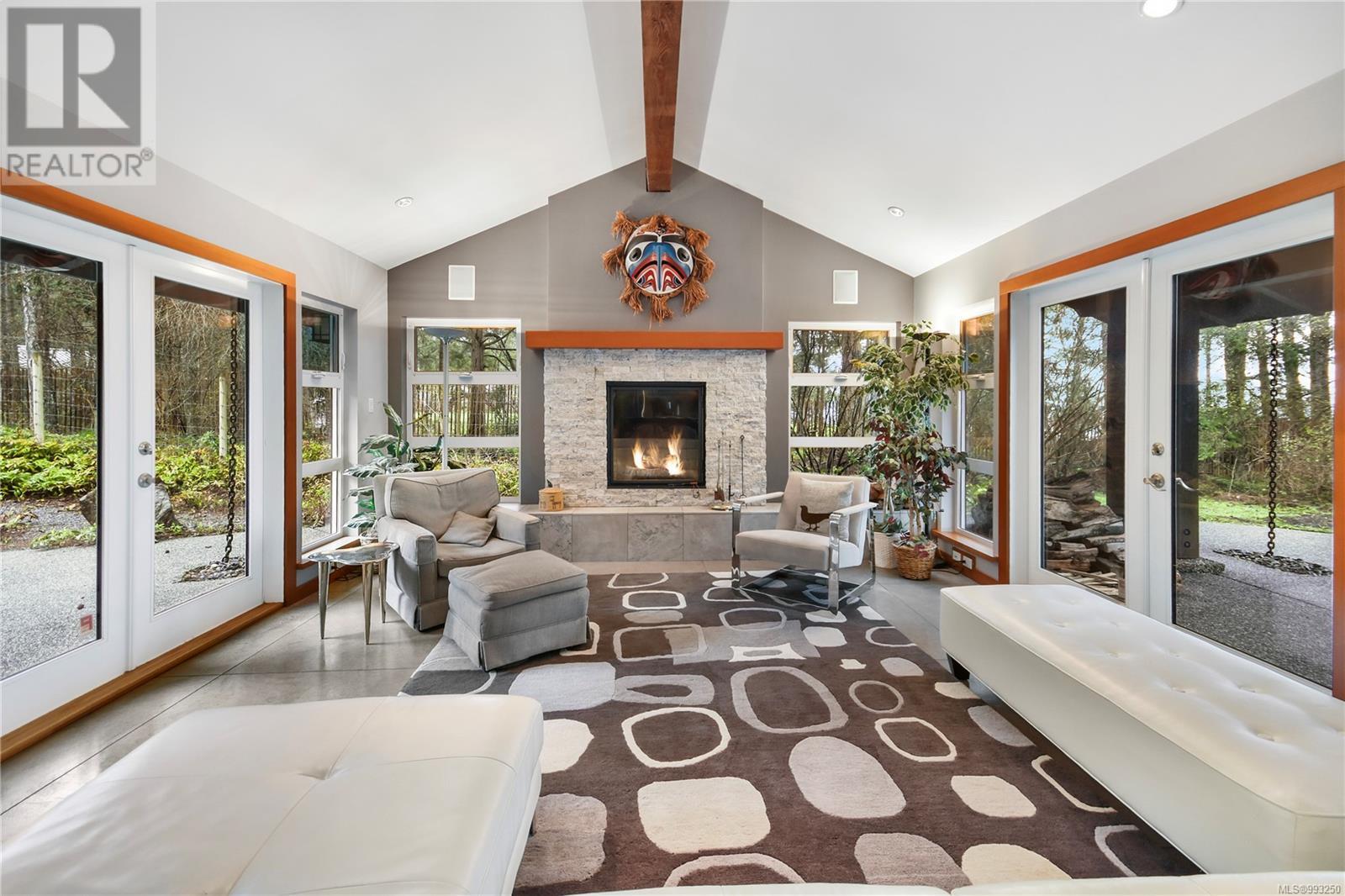 Property at 1336 Sea Lovers Lane image 5
