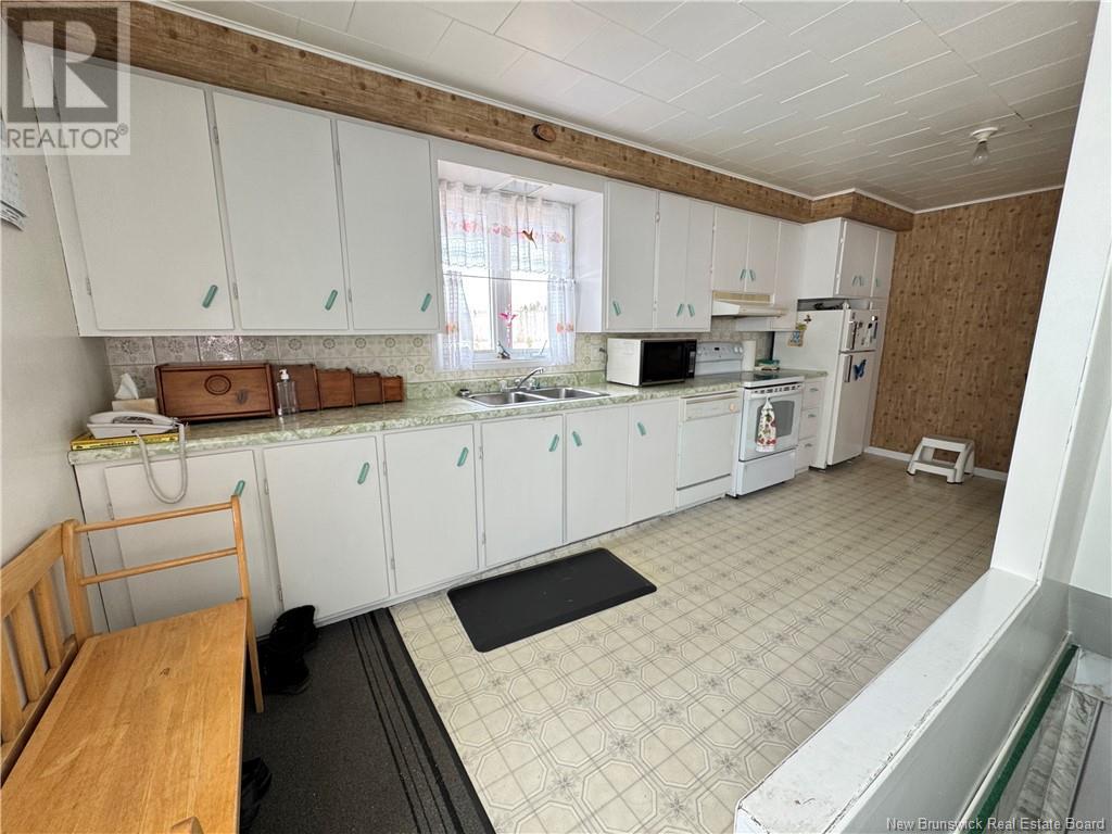 7068 17 Route, Saint-Quentin, New Brunswick  E8A 2J4 - Photo 2 - NB115300
