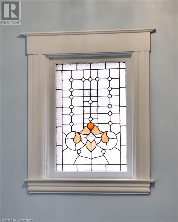 Photo 13 of 49 for 27 Hiawatha Street