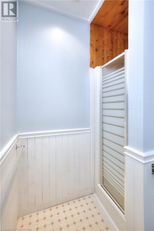 Photo 37 of 49 for 27 Hiawatha Street