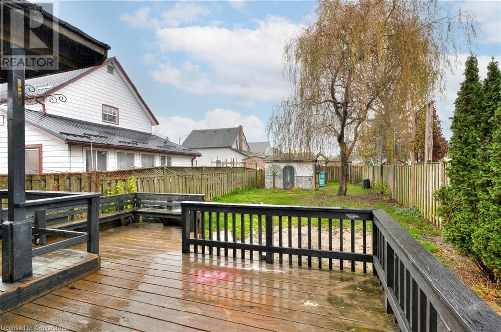 Photo 43 of 49 for 27 Hiawatha Street