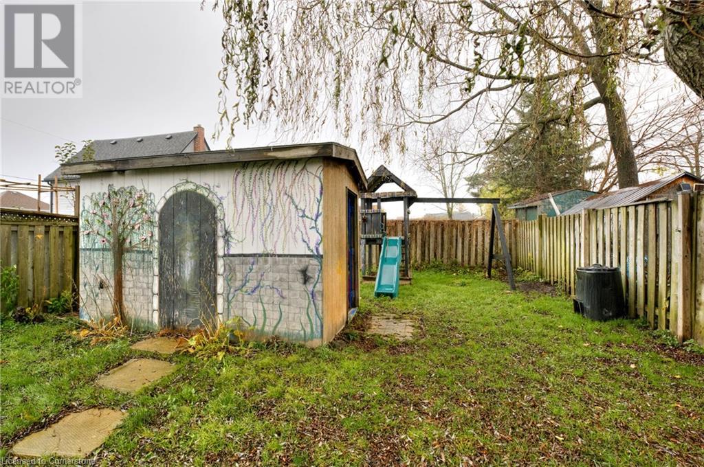 Photo 47 of 49 for 27 Hiawatha Street