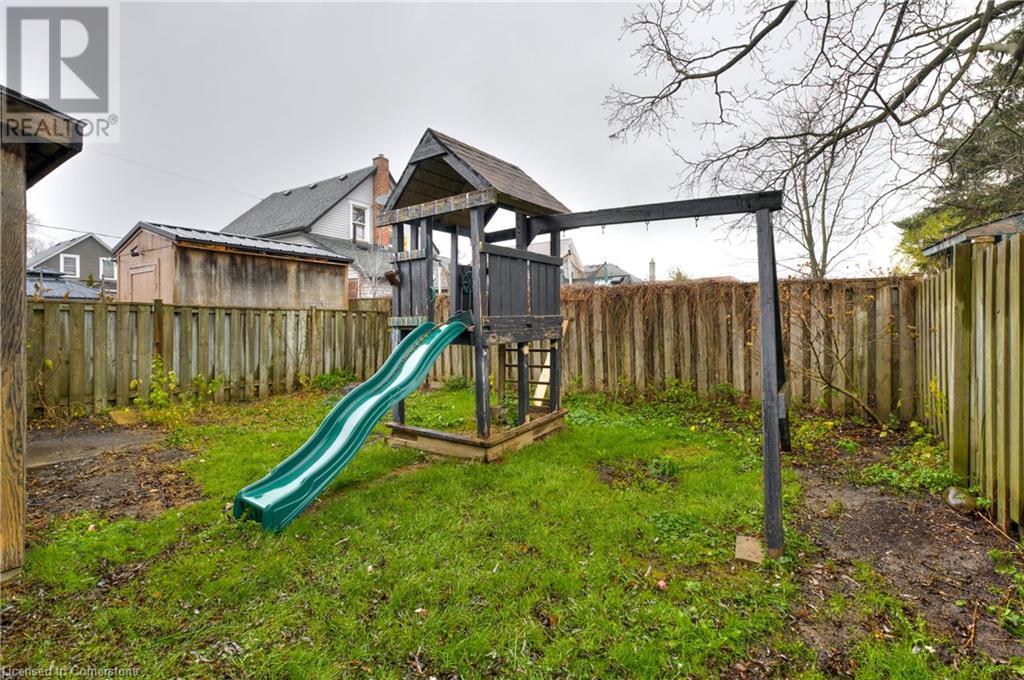 Photo 48 of 49 for 27 Hiawatha Street