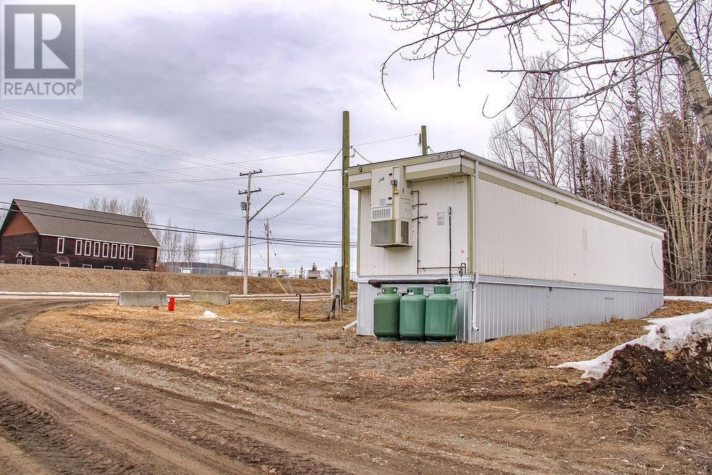 13 Babine Drive, Granisle, British Columbia  V0J 0C2 - Photo 11 - C8068025