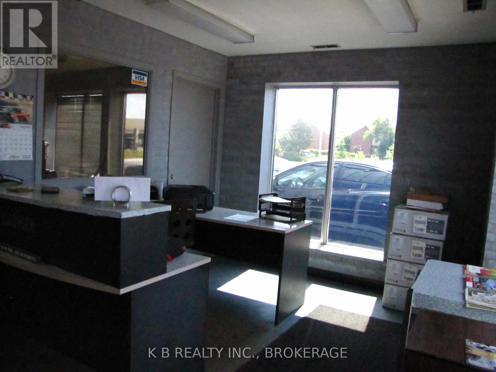 141 Industrial Boulevard, Greater Napanee (Greater Napanee), Ontario  K7R 3Z2 - Photo 2 - X12056844