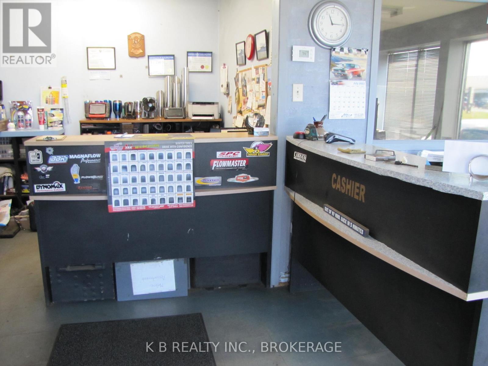 141 Industrial Boulevard, Greater Napanee (Greater Napanee), Ontario  K7R 3Z2 - Photo 4 - X12056844