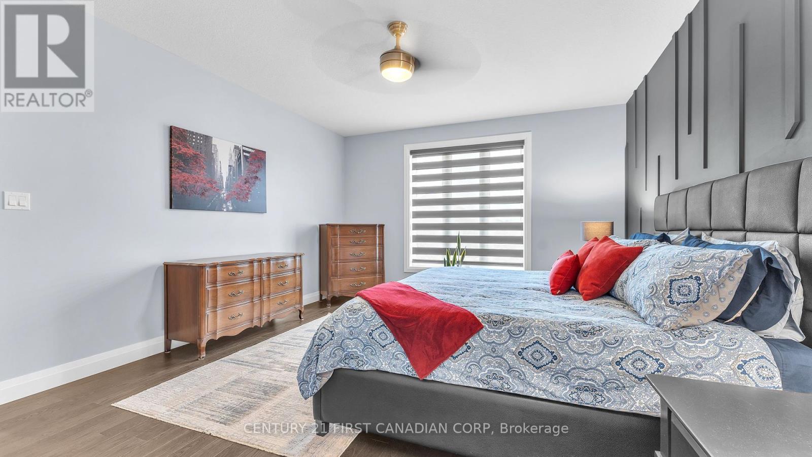 697 Barker Street, Strathroy-Caradoc (Mount Brydges), Ontario  N0L 1W0 - Photo 13 - X12056825