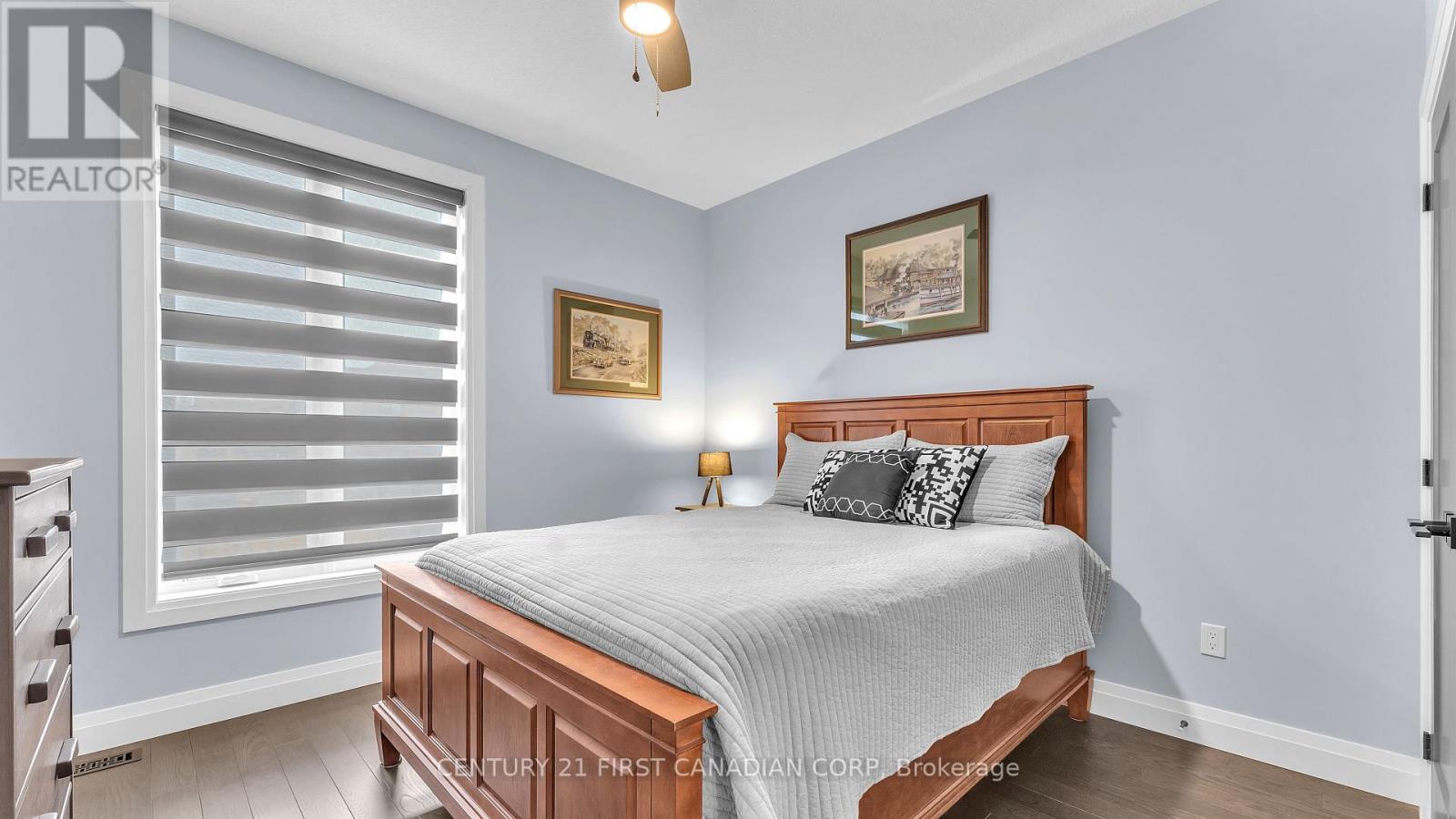 697 Barker Street, Strathroy-Caradoc (Mount Brydges), Ontario  N0L 1W0 - Photo 17 - X12056825