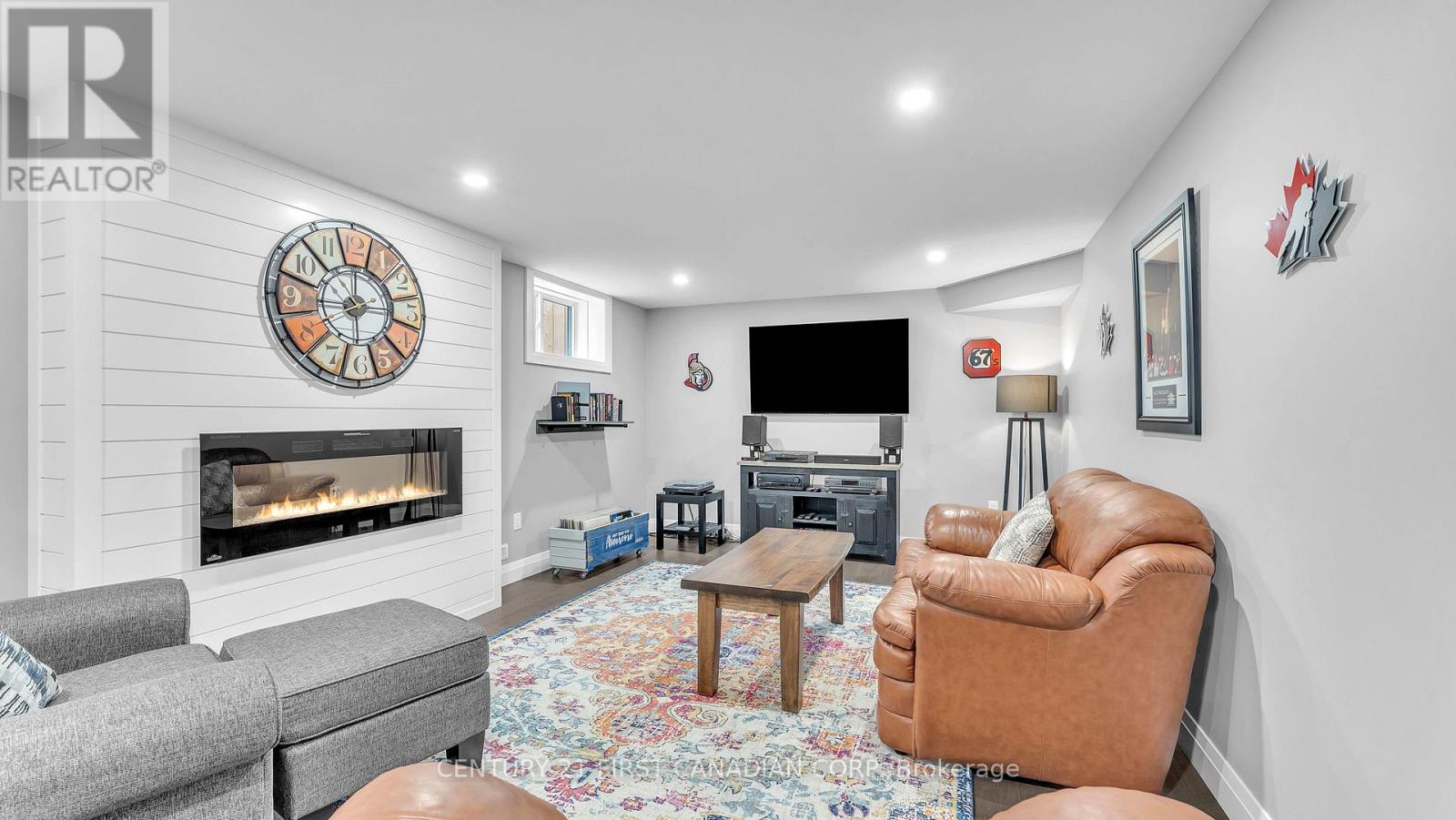 697 Barker Street, Strathroy-Caradoc (Mount Brydges), Ontario  N0L 1W0 - Photo 25 - X12056825
