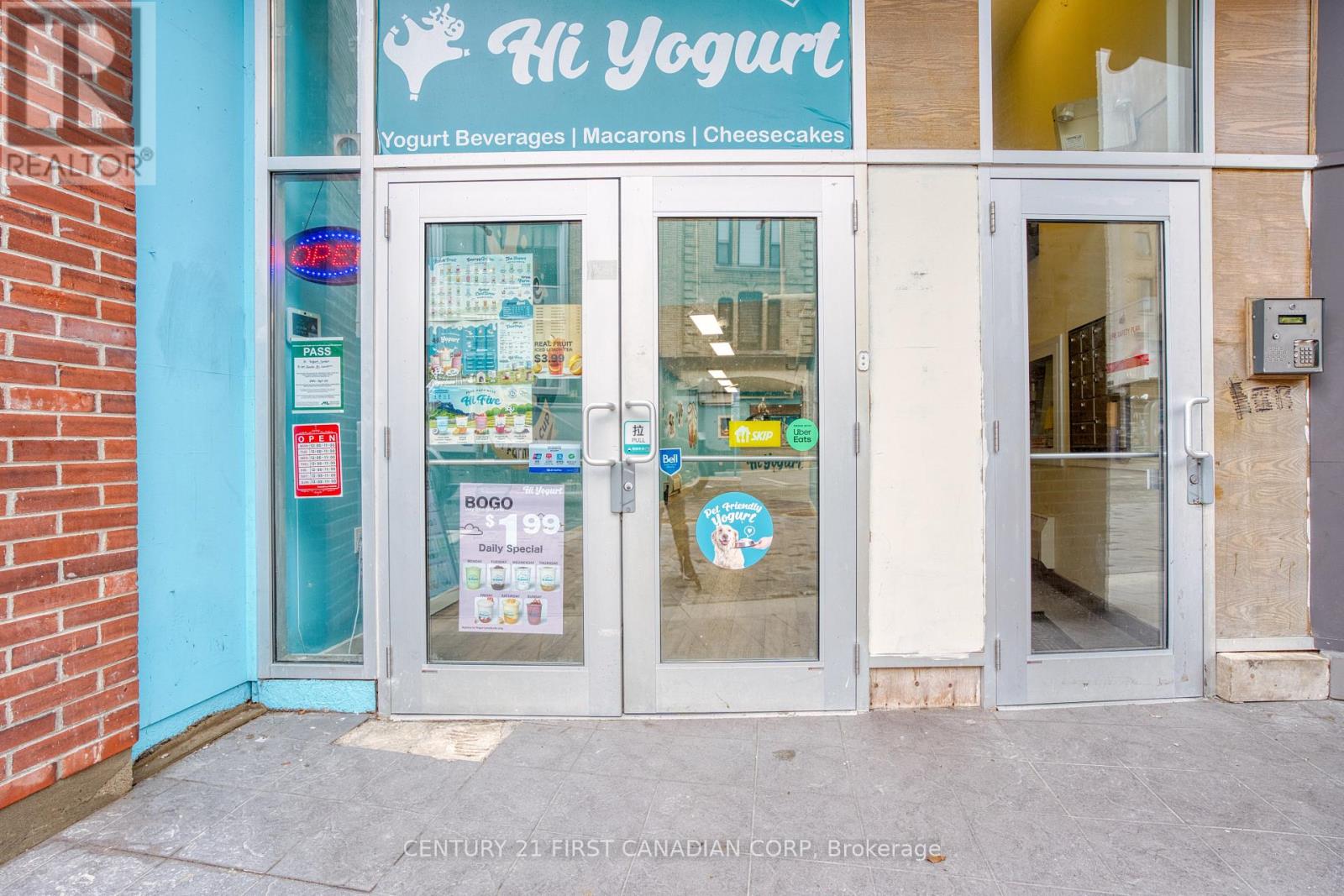 Property at B - 189 DUNDAS STREET image 3