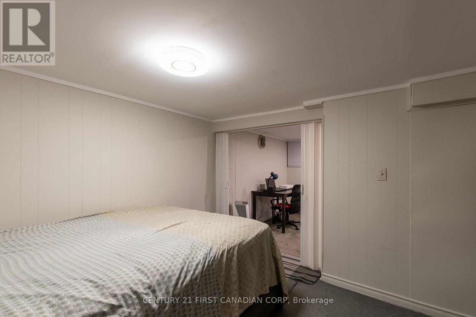 Photo 32 of 43 for 12 Adelaide Street S