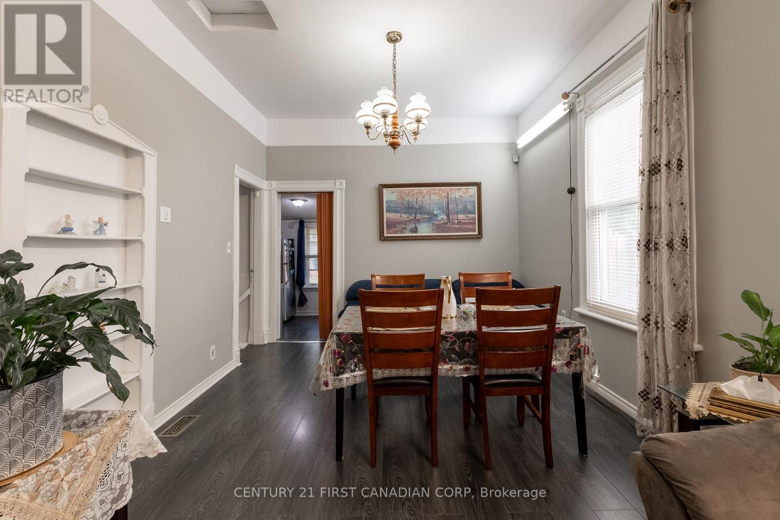 Photo 9 of 43 for 12 Adelaide Street S