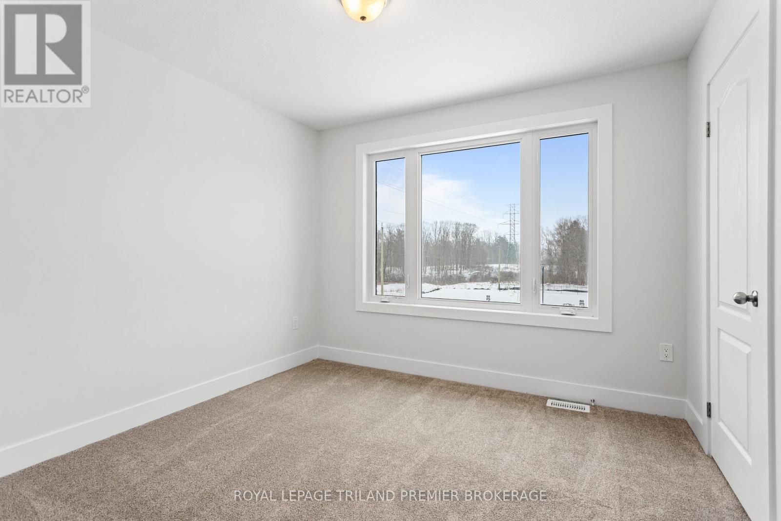 Photo 30 of 44 for 2683 Bobolink Lane