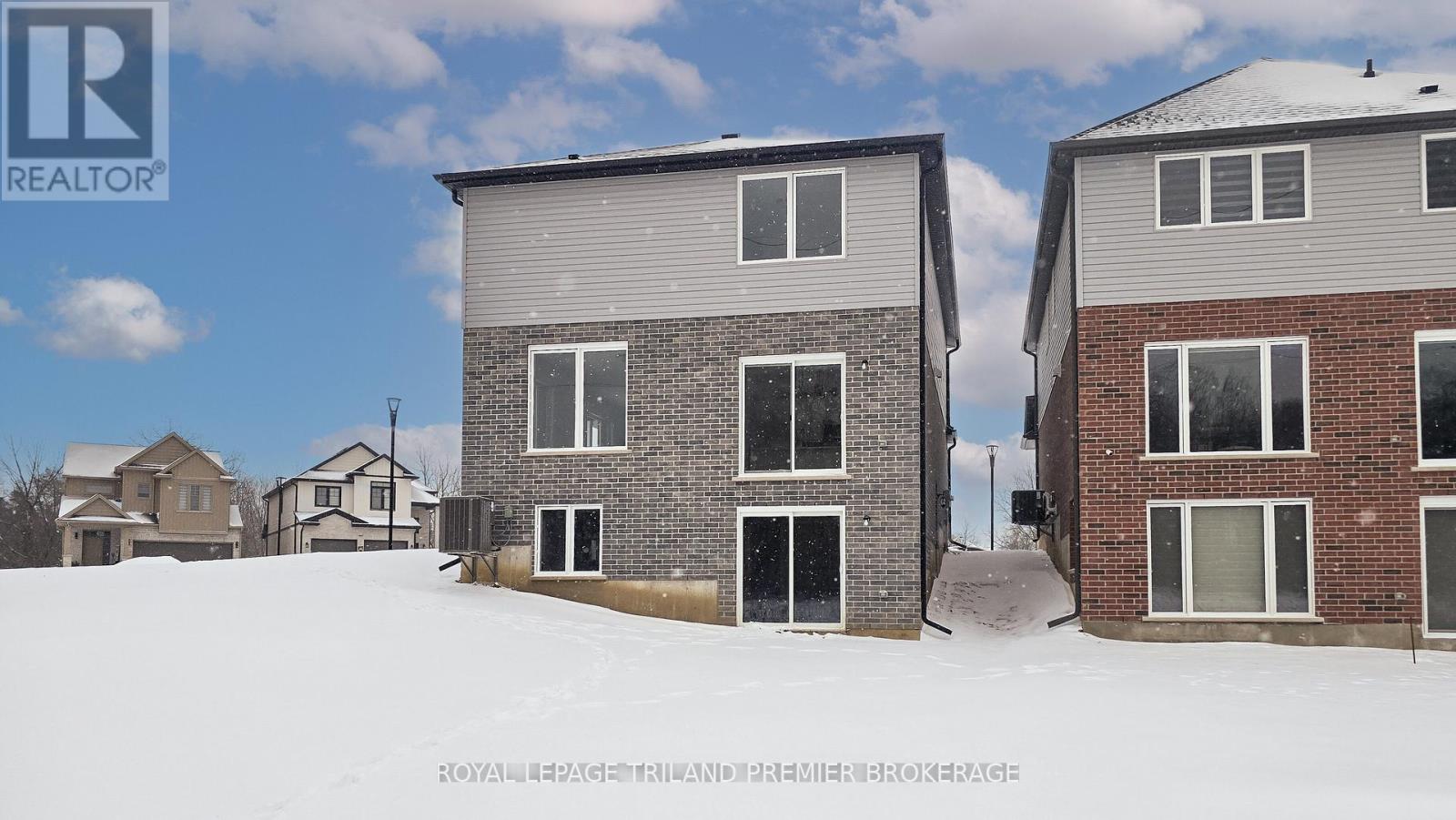 Photo 41 of 44 for 2683 Bobolink Lane