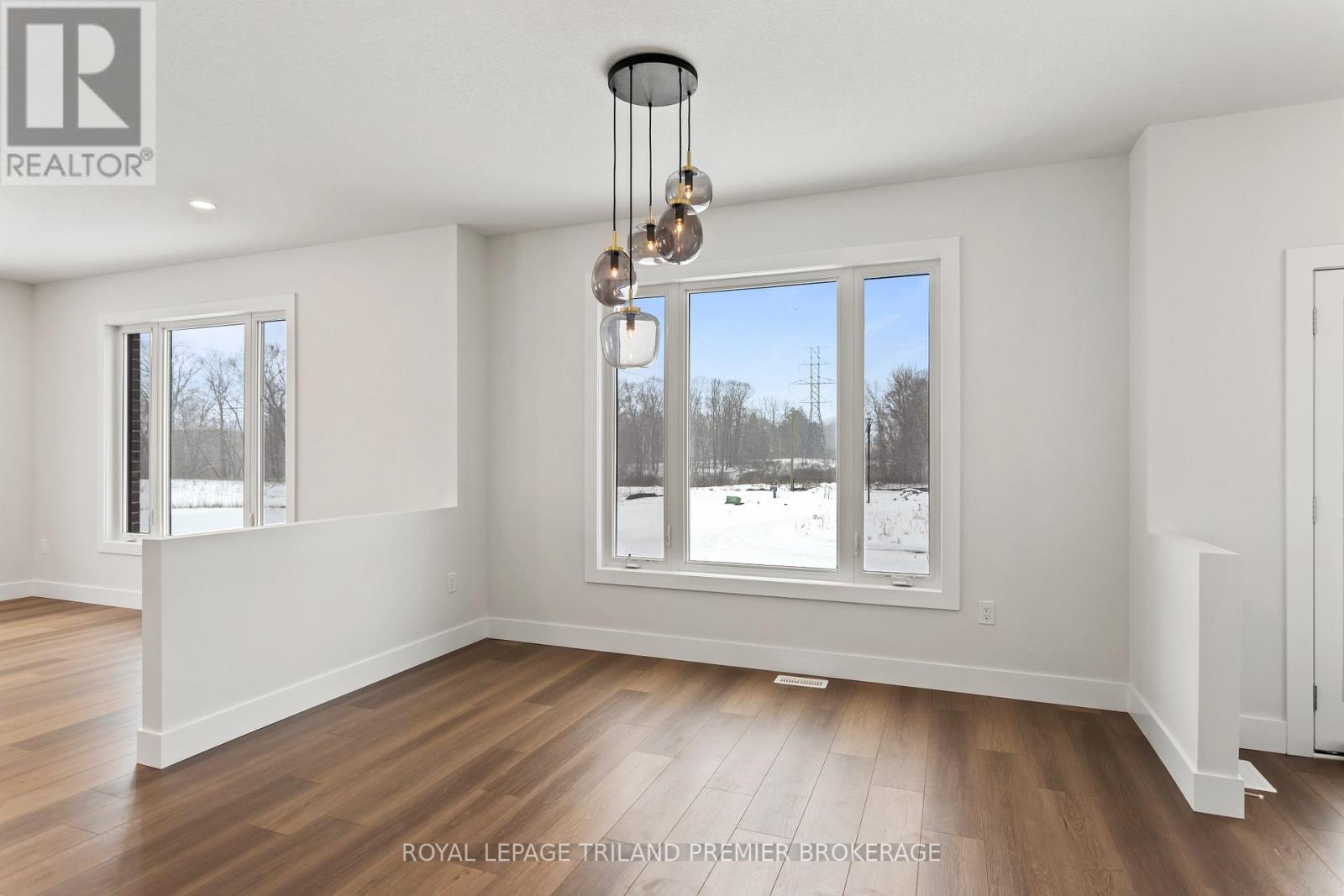 Photo 6 of 44 for 2683 Bobolink Lane