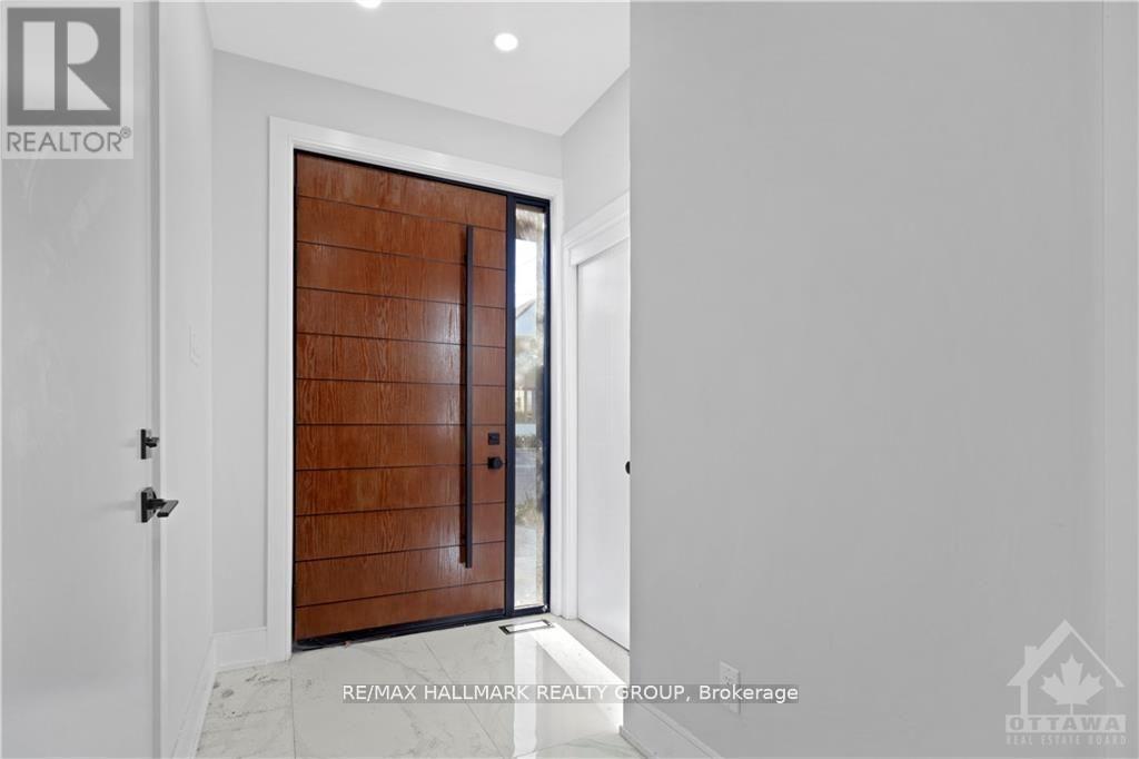 Property at 185 CARLETON AVENUE image 3