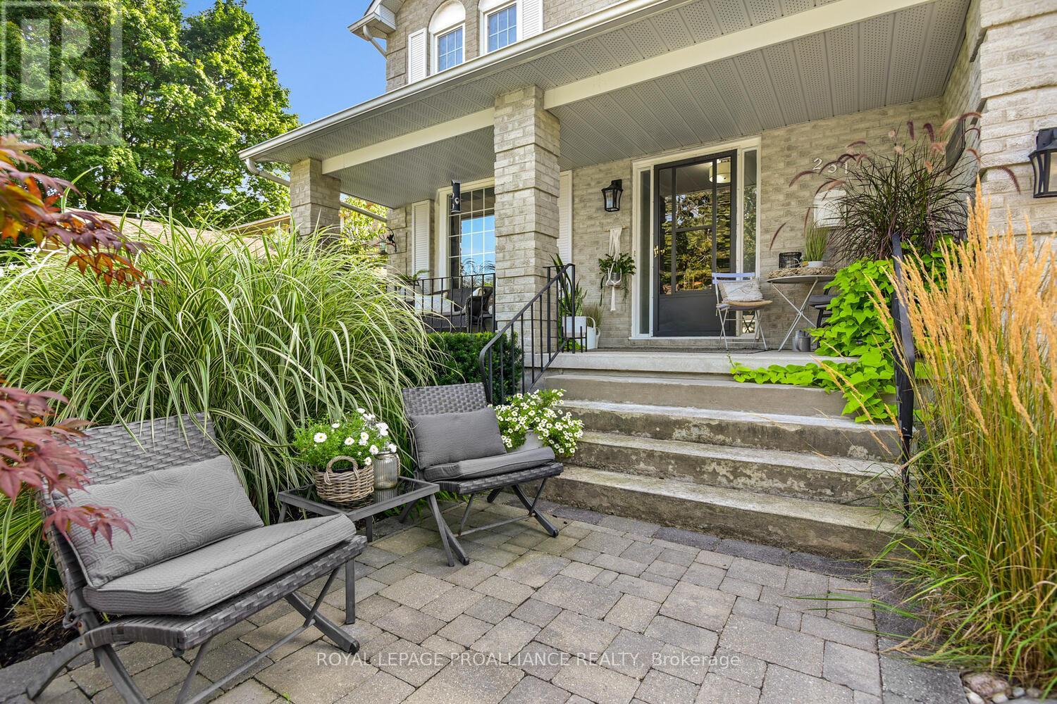 Property at 251 COLONEL DOUGLAS CRESCENT image 3