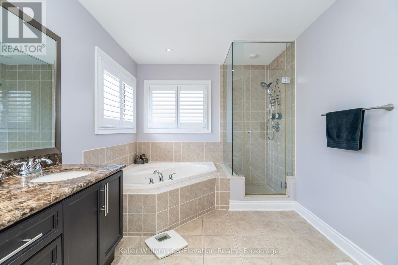 172 The Queensway, Barrie, Ontario  L4M 0B5 - Photo 21 - S12056845