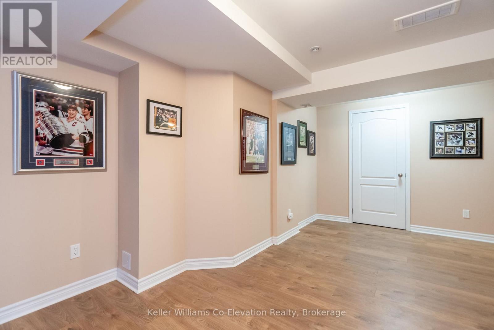 172 The Queensway, Barrie, Ontario  L4M 0B5 - Photo 32 - S12056845