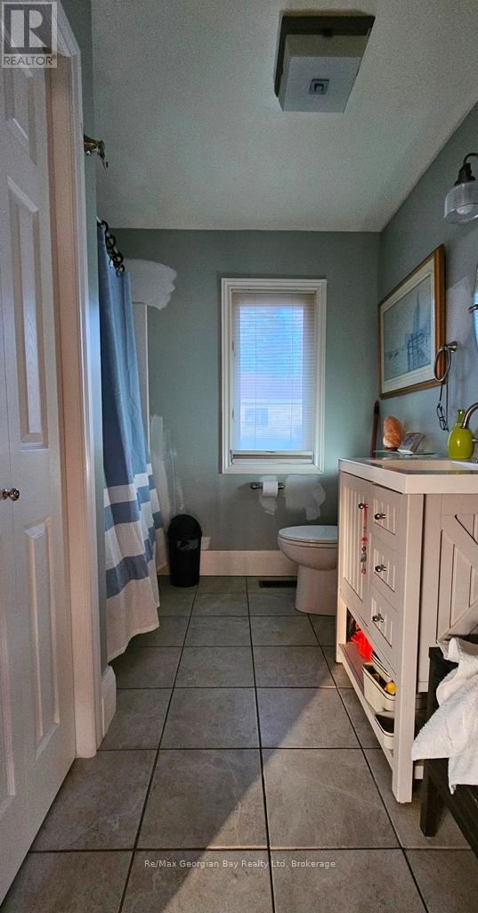 295 Duck Bay Road, Tay, Ontario  L0K 2C0 - Photo 15 - S12020135