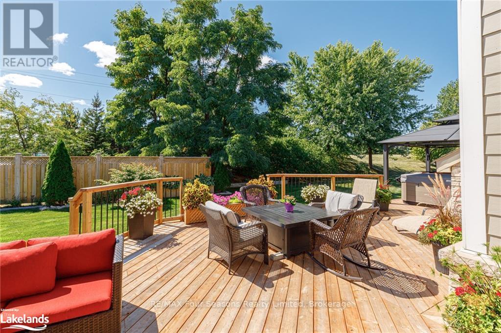 Property at 4 CLUBHOUSE DRIVE image 2
