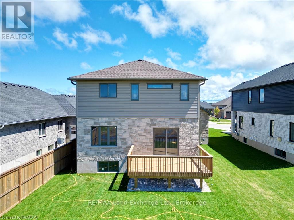 396 Northport Drive, Saugeen Shores, Ontario  N0H 2C8 - Photo 16 - X12052637