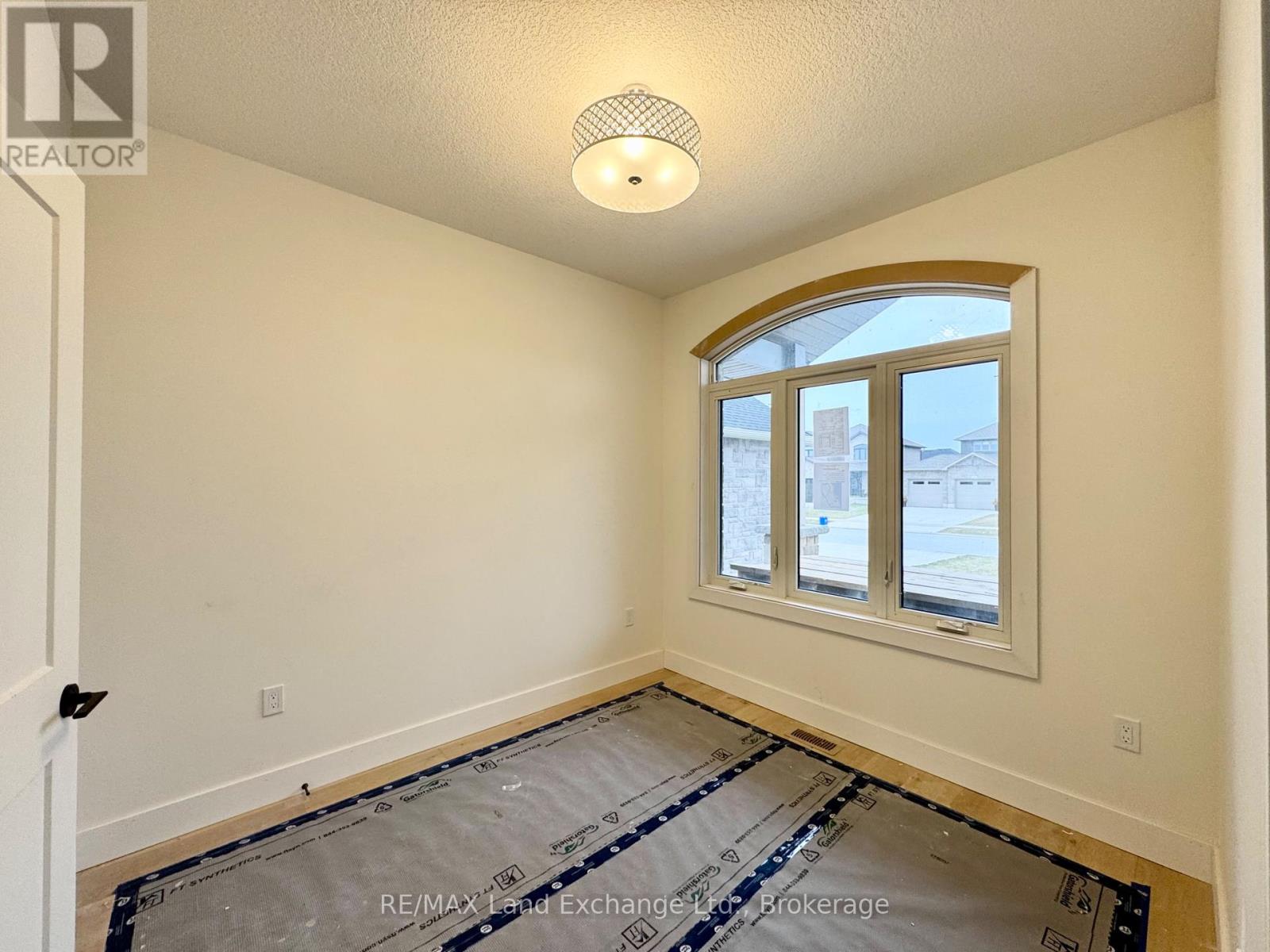 396 Northport Drive, Saugeen Shores, Ontario  N0H 2C8 - Photo 20 - X12052637