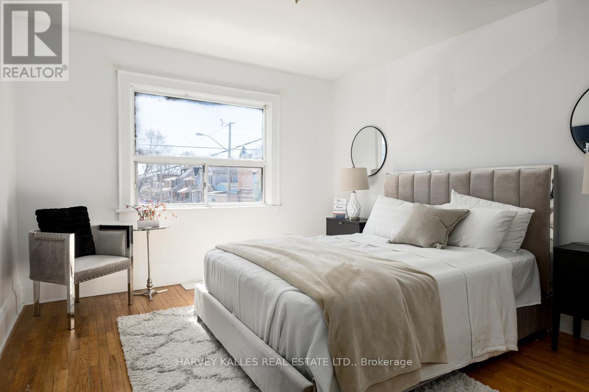256 Sammon Avenue, Toronto, Ontario  M4J 1Z7 - Photo 15 - E12056919