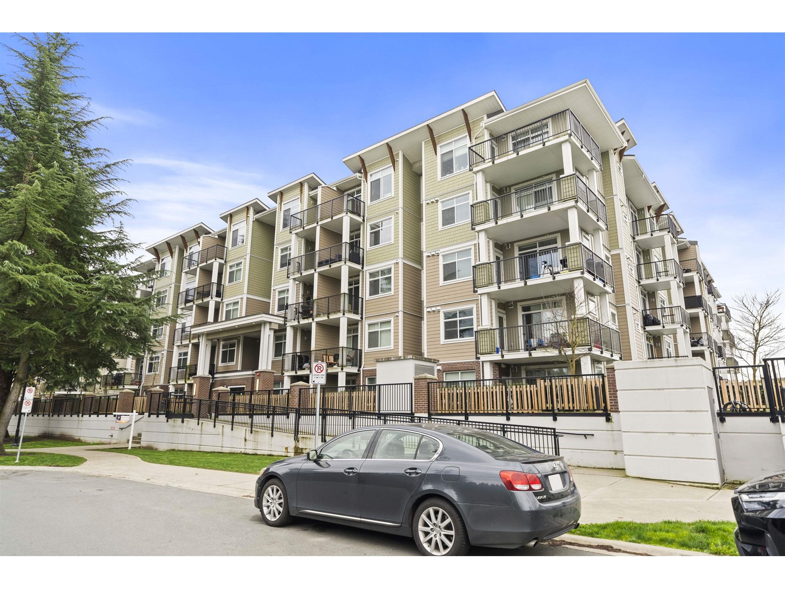 519 20686 Eastleigh Crescent, Langley, British Columbia  V3A 0M4 - Photo 1 - R2985031