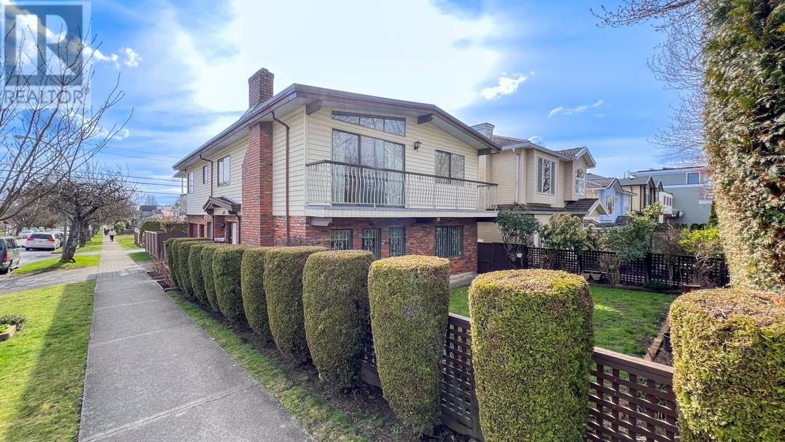 6515 Lanark Street, Vancouver, British Columbia  V5P 2Z2 - Photo 2 - R2985040