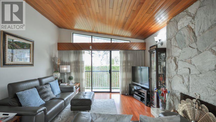 6515 Lanark Street, Vancouver, British Columbia  V5P 2Z2 - Photo 4 - R2985040