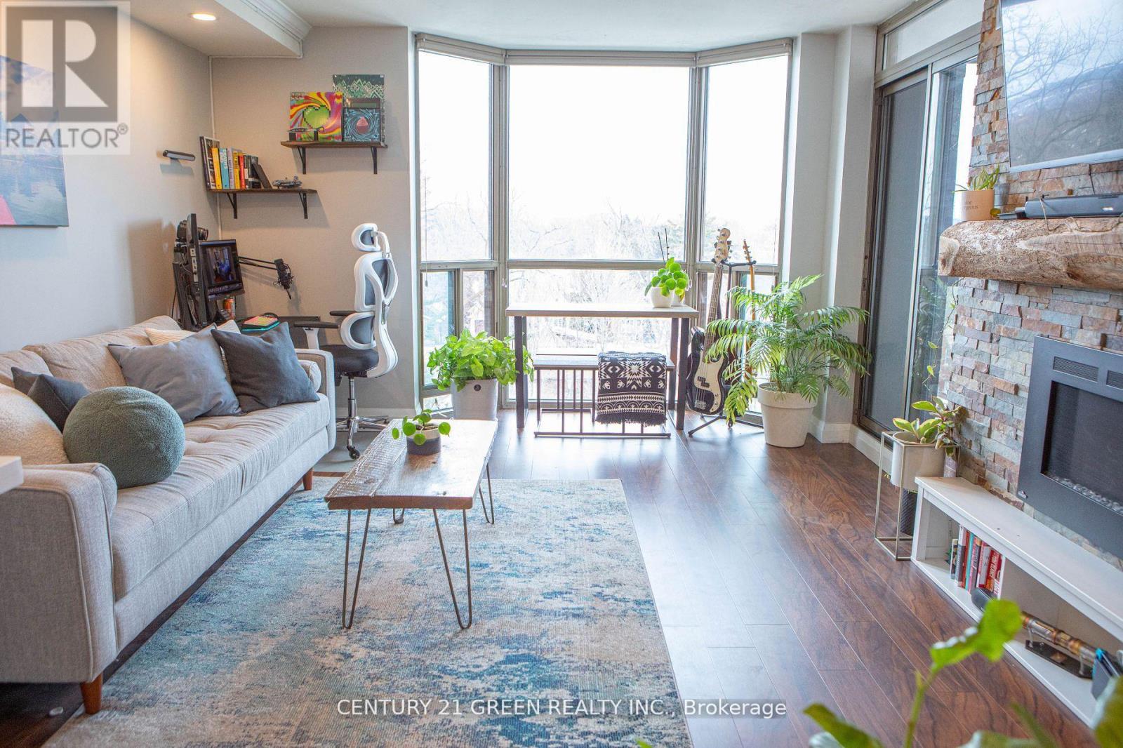 708 - 1225 North Shore Boulevard E, Burlington, Ontario  L7S 1Z6 - Photo 10 - W12056977