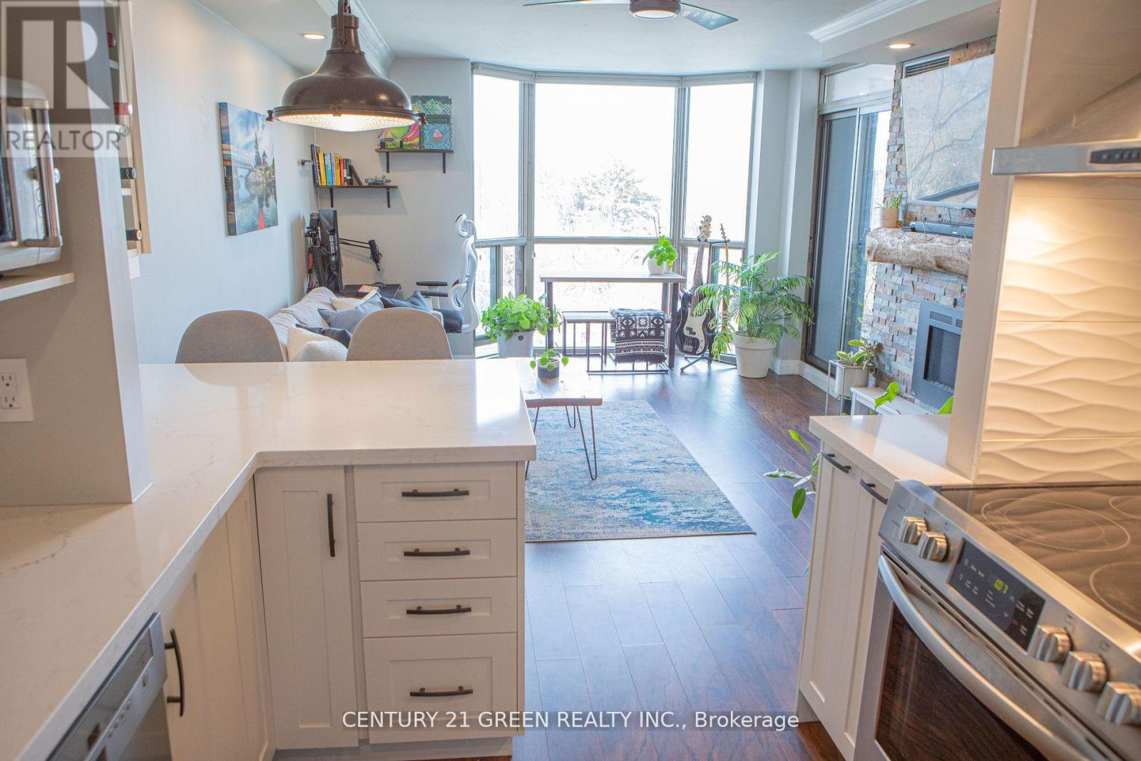 708 - 1225 North Shore Boulevard E, Burlington, Ontario  L7S 1Z6 - Photo 11 - W12056977