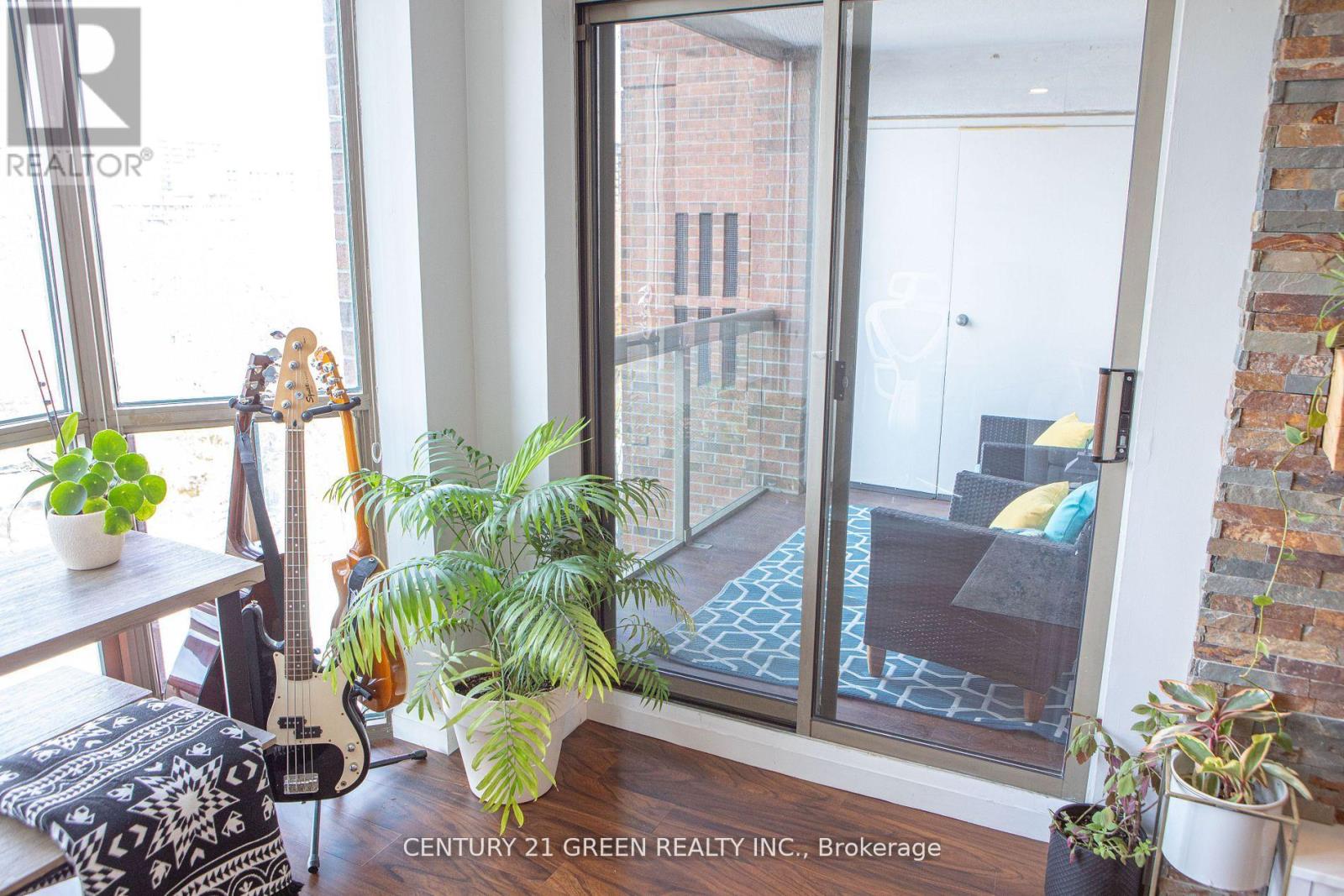 708 - 1225 North Shore Boulevard E, Burlington, Ontario  L7S 1Z6 - Photo 7 - W12056977