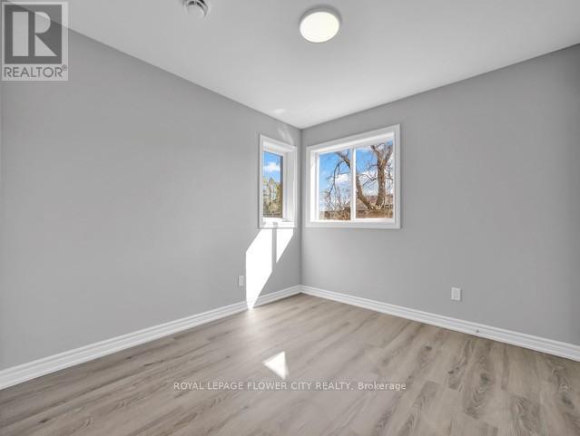 59 Superior Street, Welland, Ontario  L3B 3A6 - Photo 29 - X12056887