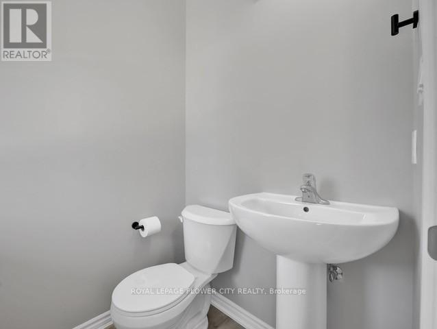 59 Superior Street, Welland, Ontario  L3B 3A6 - Photo 32 - X12056887