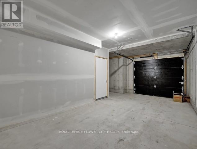 59 Superior Street, Welland, Ontario  L3B 3A6 - Photo 34 - X12056887