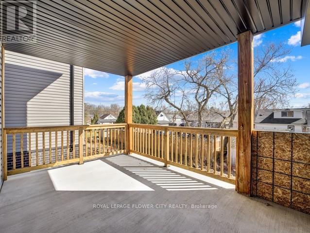 59 Superior Street, Welland, Ontario  L3B 3A6 - Photo 35 - X12056887