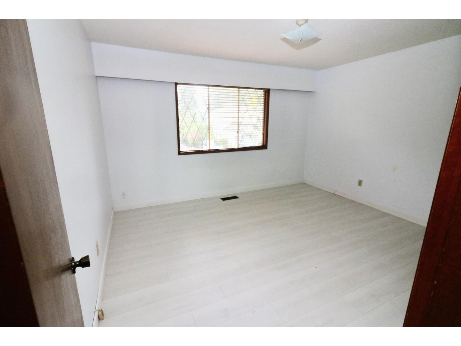 1484 126a Street, Surrey, British Columbia  V4A 3R6 - Photo 13 - R2973266