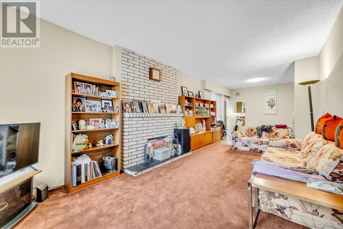 Listing Picture 7 of 29 : 2730 WILLIAM STREET, Vancouver / 溫哥華 - 魯藝地產 Yvonne Lu Group - MLS Medallion Club Member