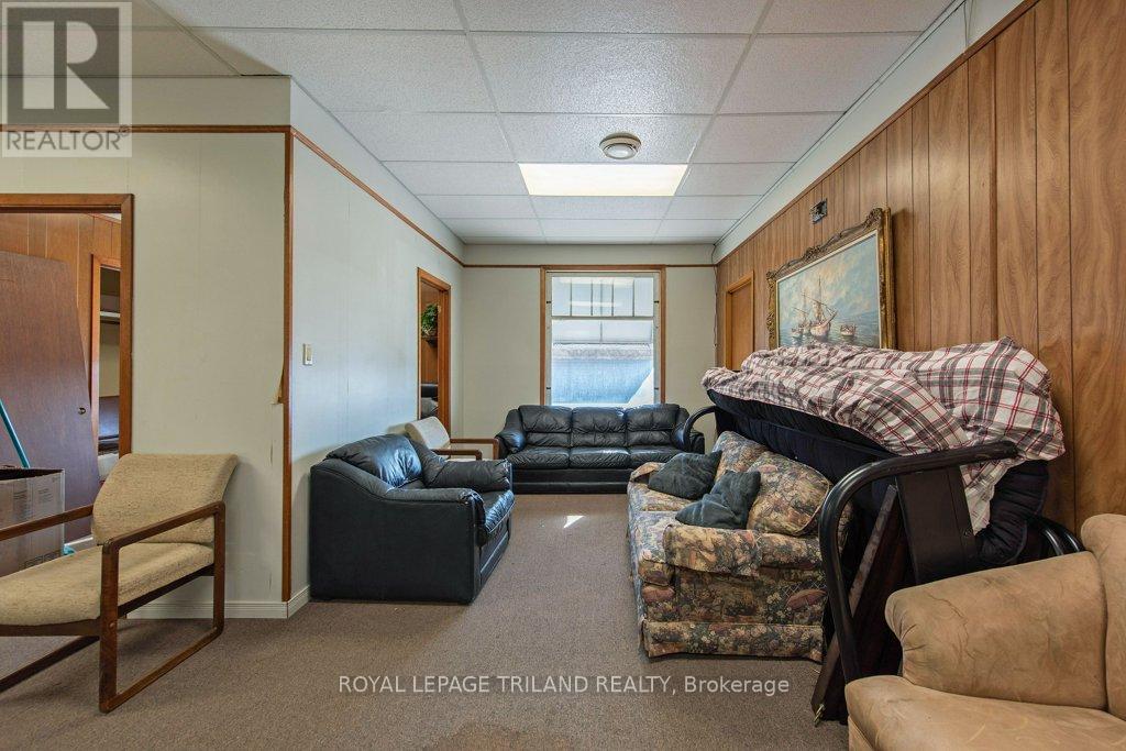 4-8 Elgin Street, St. Thomas, Ontario  N5R 3L6 - Photo 12 - X12057095