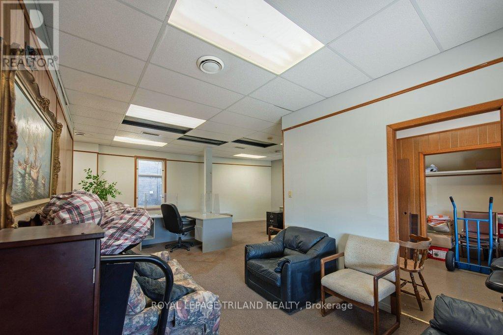 4-8 Elgin Street, St. Thomas, Ontario  N5R 3L6 - Photo 13 - X12057095