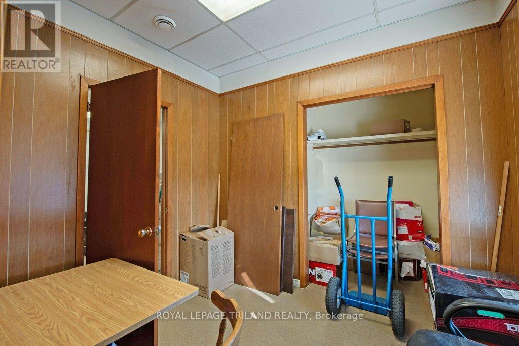 4-8 Elgin Street, St. Thomas, Ontario  N5R 3L6 - Photo 15 - X12057095