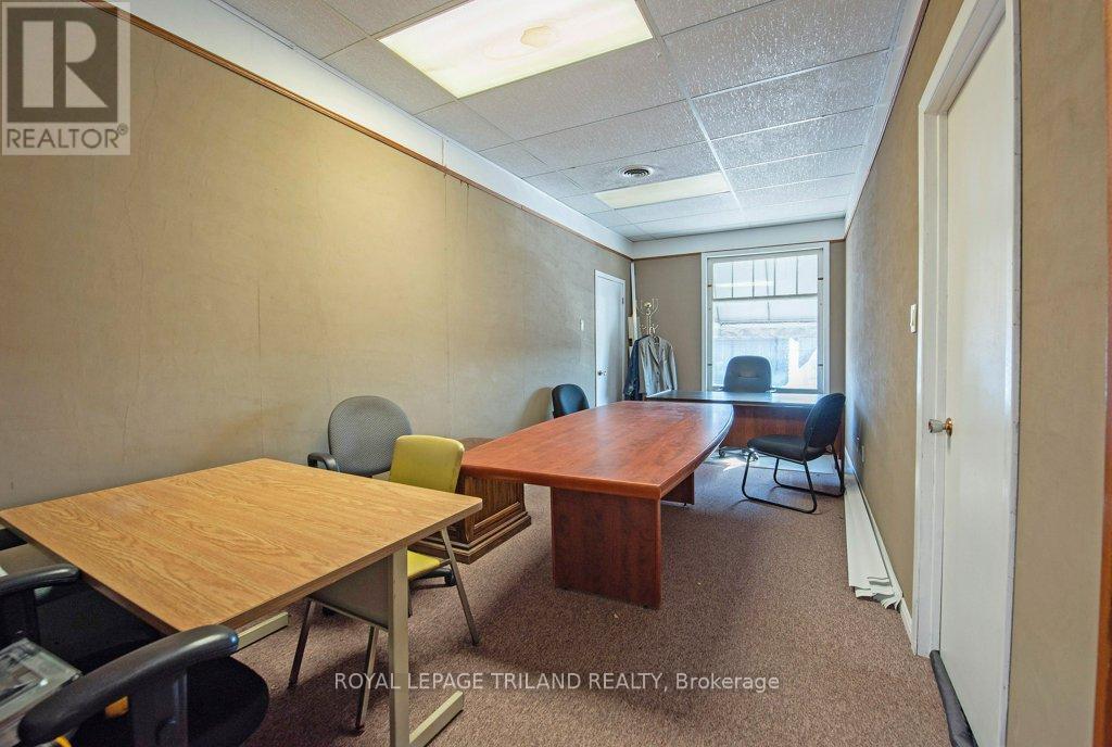 4-8 Elgin Street, St. Thomas, Ontario  N5R 3L6 - Photo 16 - X12057095