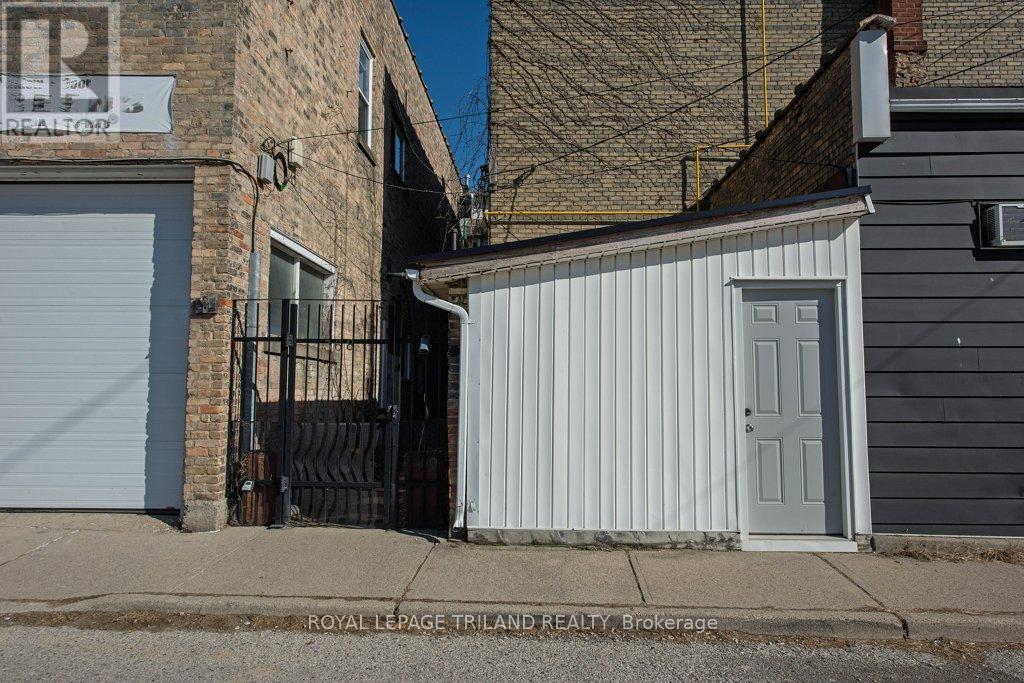 4-8 Elgin Street, St. Thomas, Ontario  N5R 3L6 - Photo 23 - X12057095