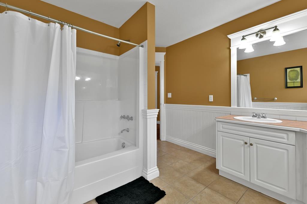 16909 Friesian Drive, Surrey, British Columbia  V3S 8P2 - Photo 21 - R2983960